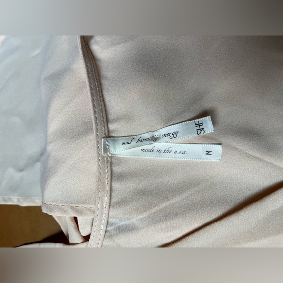 SHE Soul Harmony Energy surplice blouson draped blush pink top Sz M - Picture 4 of 6